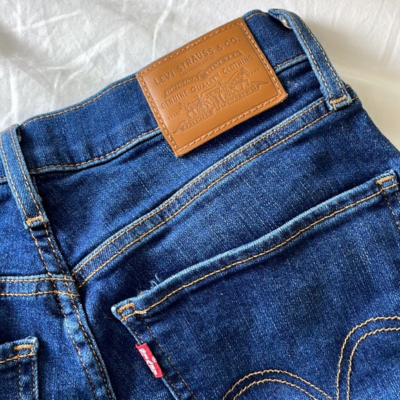 Levi’s mile high super skinny jeans. - Picture 2 of 4